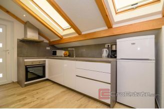 013 2041 34 near zadar apartment house for sale