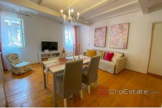 10 2013 137 Rovinj center stone house for sale
