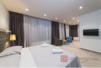 020 2035 38 Trogir luxury villa with pool for sale