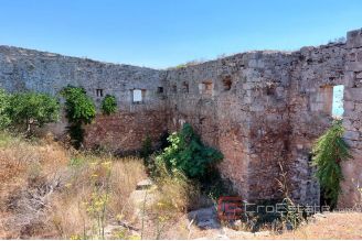 014 2029 41 island hvar centuries old ruin of fortress for sale