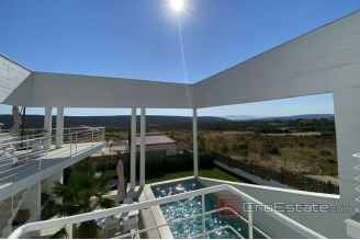 020 2043 33 near zadar unique villa for sale