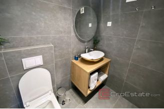 020 2043 33 near zadar unique villa for sale