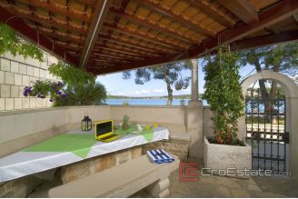 016 2026 89 peljesac stone house first row to the sea for sale