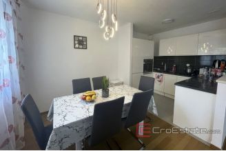 007 2035 41 split znjan three bedroom apartment for rent