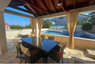 018 2030 35 near trogir house with sea view for sale