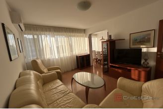 013 2035 42 Split Bol Two bedroom apartment rent