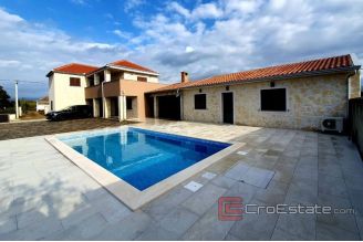 016 2043 35 near zadar stone house with pool for sale