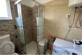 019 2043 36 near rogoznica house with pool for sale