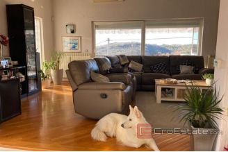 009 2117 02 Rijeka house with pool for sale