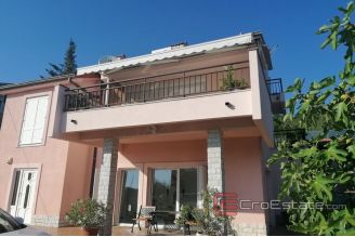 009 2117 02 Rijeka house with pool for sale