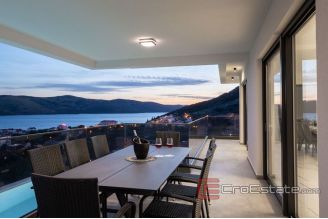 020 2035 44 Trogir villa with sea view for sale