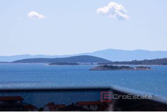 020 2035 44 Trogir villa with sea view for sale