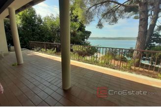 011 2016 505 near zadar seafront house for sale