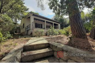 011 2016 505 near zadar seafront house for sale