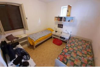 011 2016 505 near zadar seafront house for sale