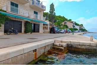008 Brac apartment first row to the sea for sale