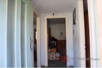 006 2031 45 Ciovo stone house for sale