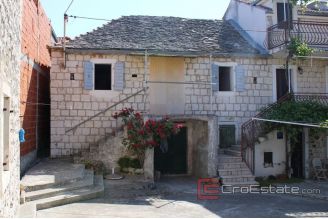 006 2031 45 Ciovo stone house for sale
