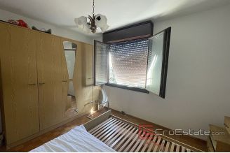 009 2035 45 Pujanke two bedroom apartment for renovation for sale