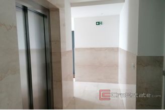 008 2117 05a Opatija apartment with sea view for sale