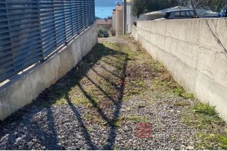 013 Kastela apartment house with sea view