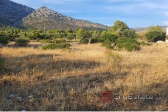 003 Peljesac building land with sea view