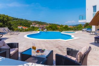 020 2021 310 Rogoznica villa with pool and sea view for sale
