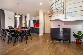 020 2021 310 Rogoznica villa with pool and sea view for sale