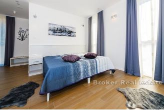 020 2021 310 Rogoznica villa with pool and sea view for sale