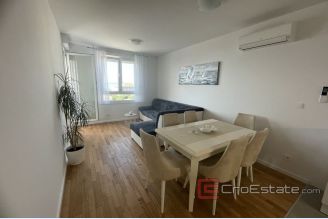 001 2035 48 Split Znjan apartment for rent