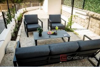 001 2038 26 Split Zenta apartment for rent