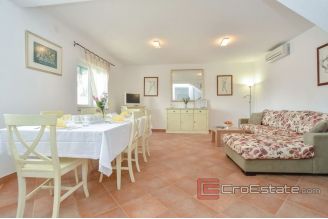 014 5125 30 Hvar unique property first row to the sea for sale