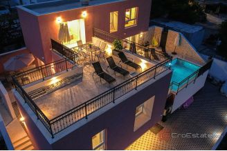 013 2043 41 Marina house with open sea view for sale