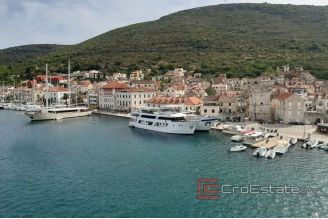 010 Vis semi detached stone house for sale