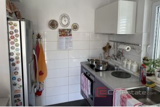 019 2037 28 Brac house with sea view for sale