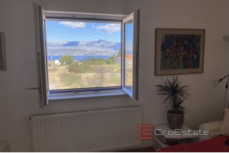 019 2037 28 Brac house with sea view for sale