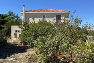 019 2037 28 Brac house with sea view for sale