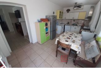 013 2016 515 Peljesac house with sea view for sale