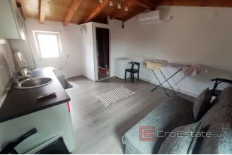 006 2040 29 vodice traditional stone house for sale
