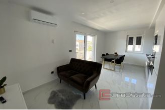 010 Vodice villa with pool for sale