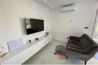 010 Vodice villa with pool for sale