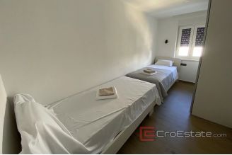 010 Vodice villa with pool for sale