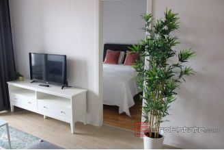 007 2038 28 split modern two bedroom apartment for rent