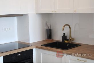 007 2038 28 split modern two bedroom apartment for rent