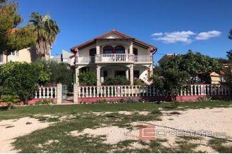 008 2026 93 Zadar house first row to the sea for sale