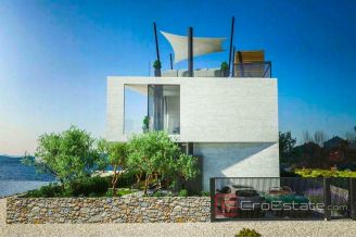 013 2021 315 Zadar villa first row to the sea for sale