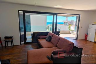 013 2021 316 Primosten apartment with sea view for sale1