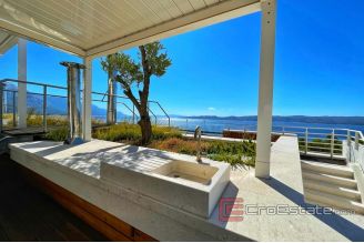 018 2030 37 Omis Villa with pool for sale