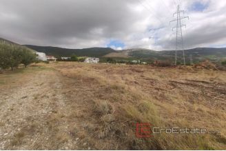 005 5132a 30 Kastela Spacious land with sea view for sale
