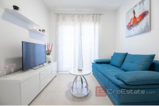 016 2018 200 Split Mejasi apartment for rent